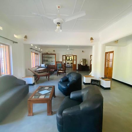 Happy Valley Residence Unawatuna Galle Eksteriør billede