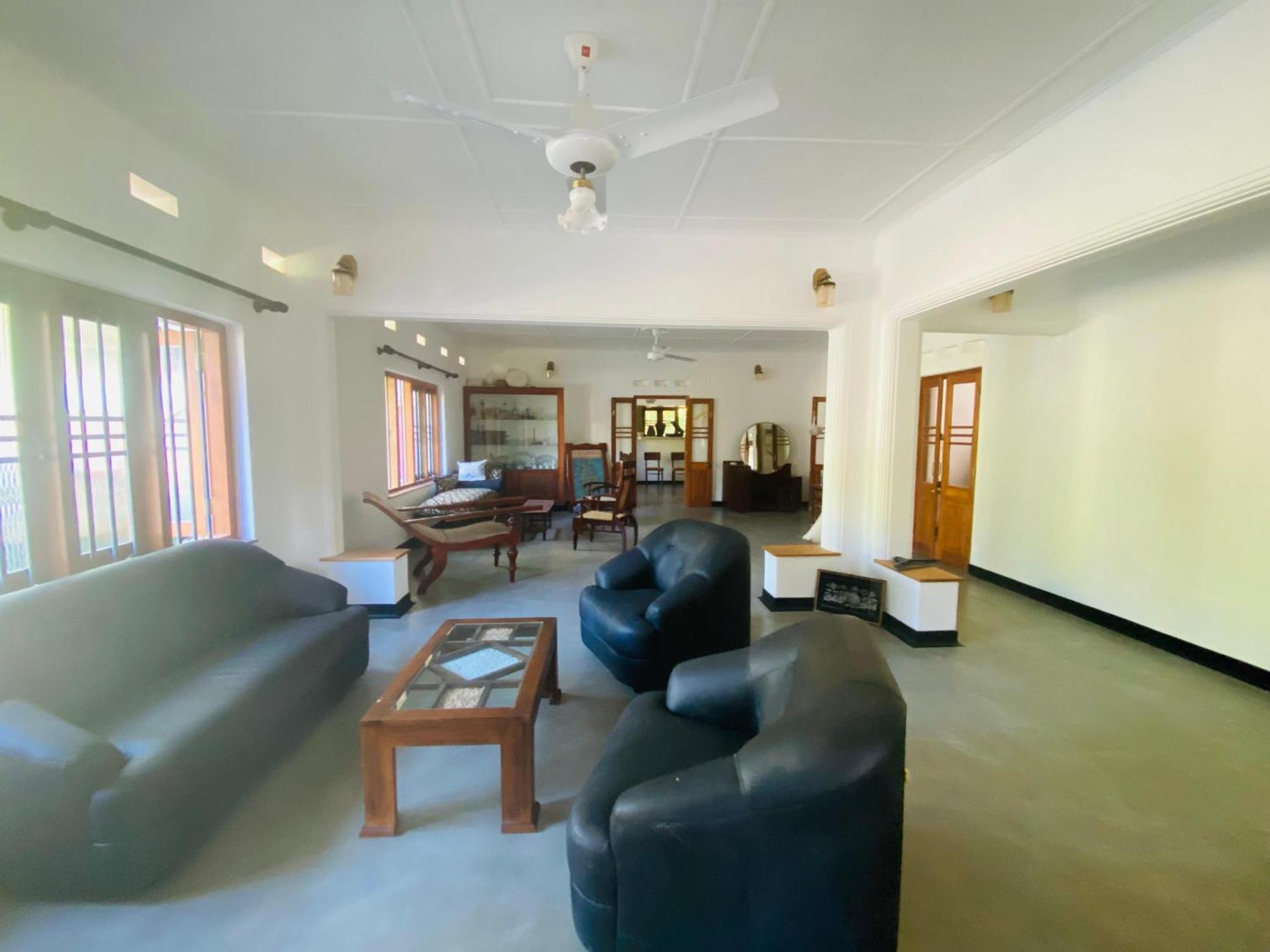 Happy Valley Residence Unawatuna Galle Eksteriør billede