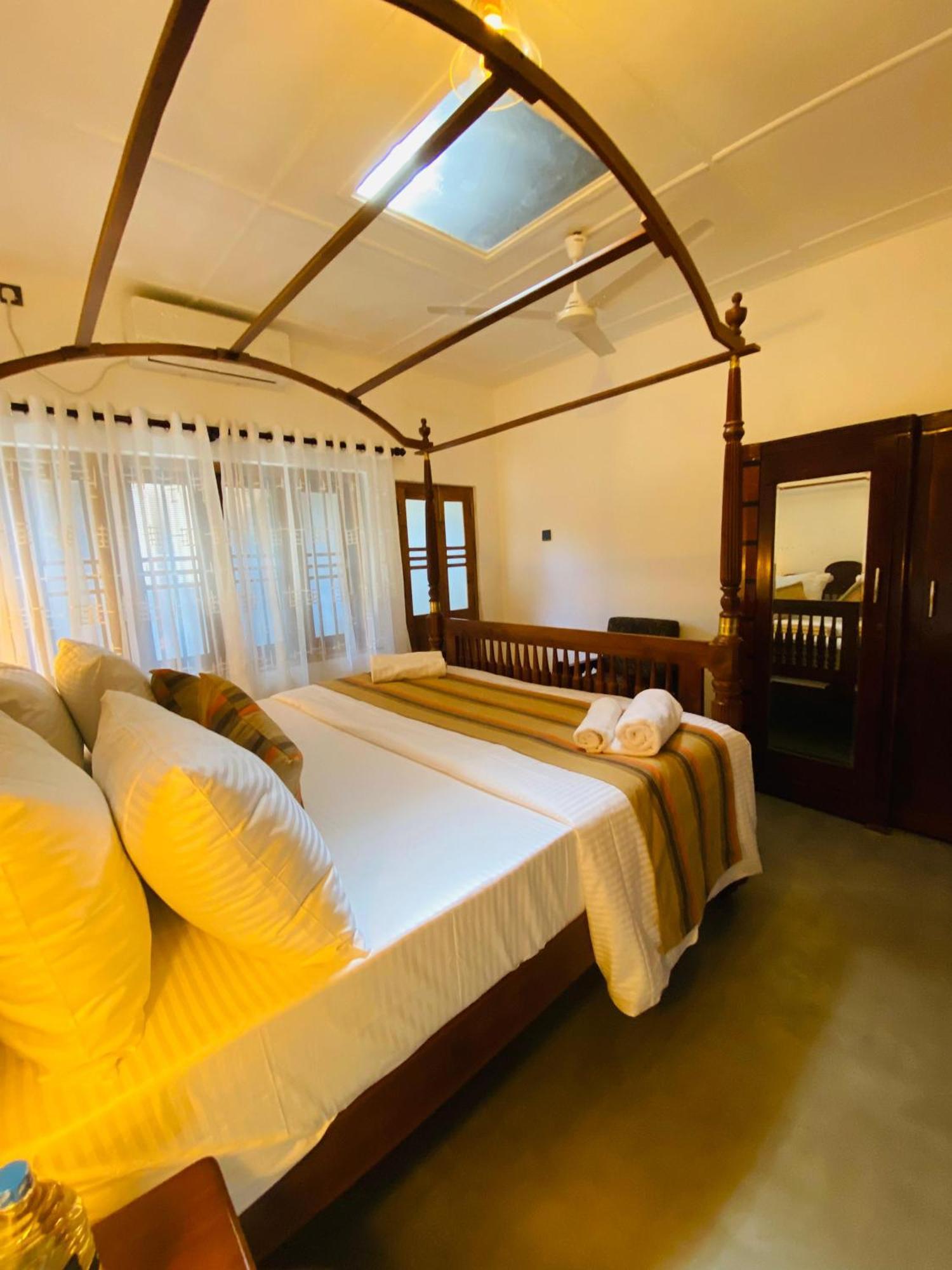 Happy Valley Residence Unawatuna Galle Eksteriør billede